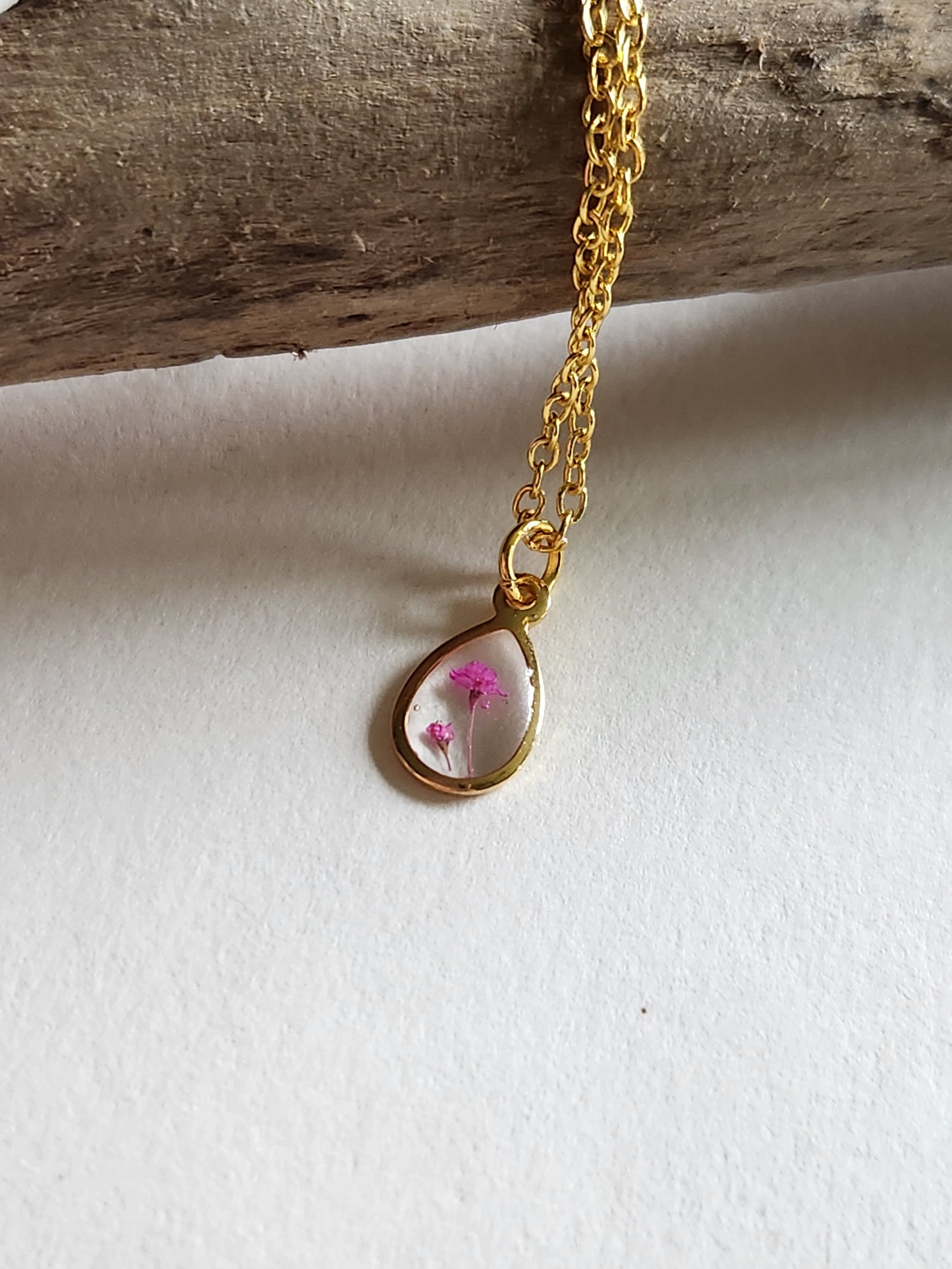 Dainty Floral Necklace