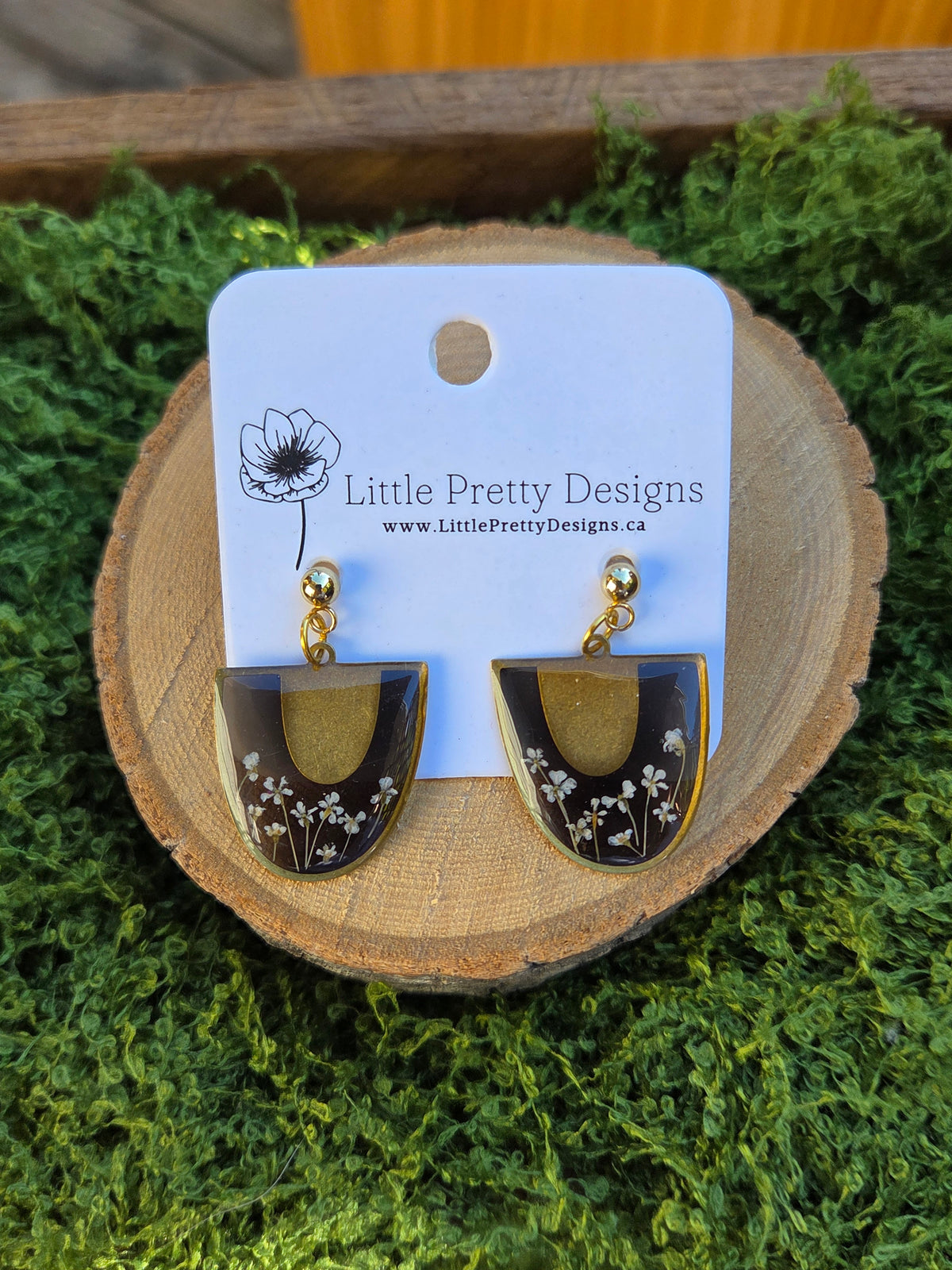 Dainty Floral Drop Earrings