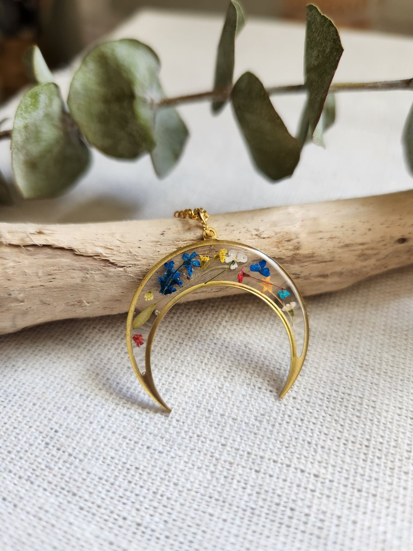 Dainty Floral Necklace