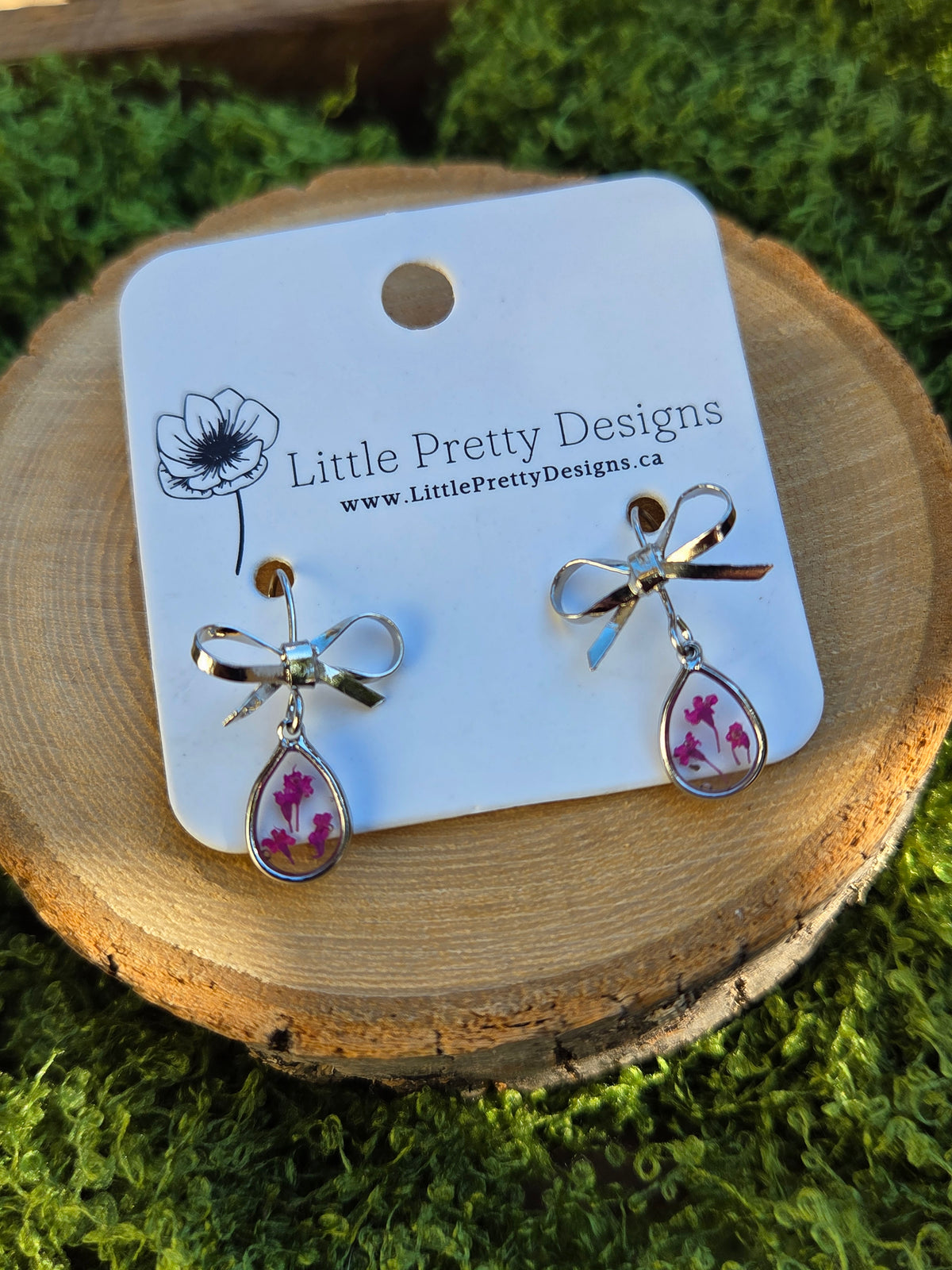 Dainty Floral Drop Earrings