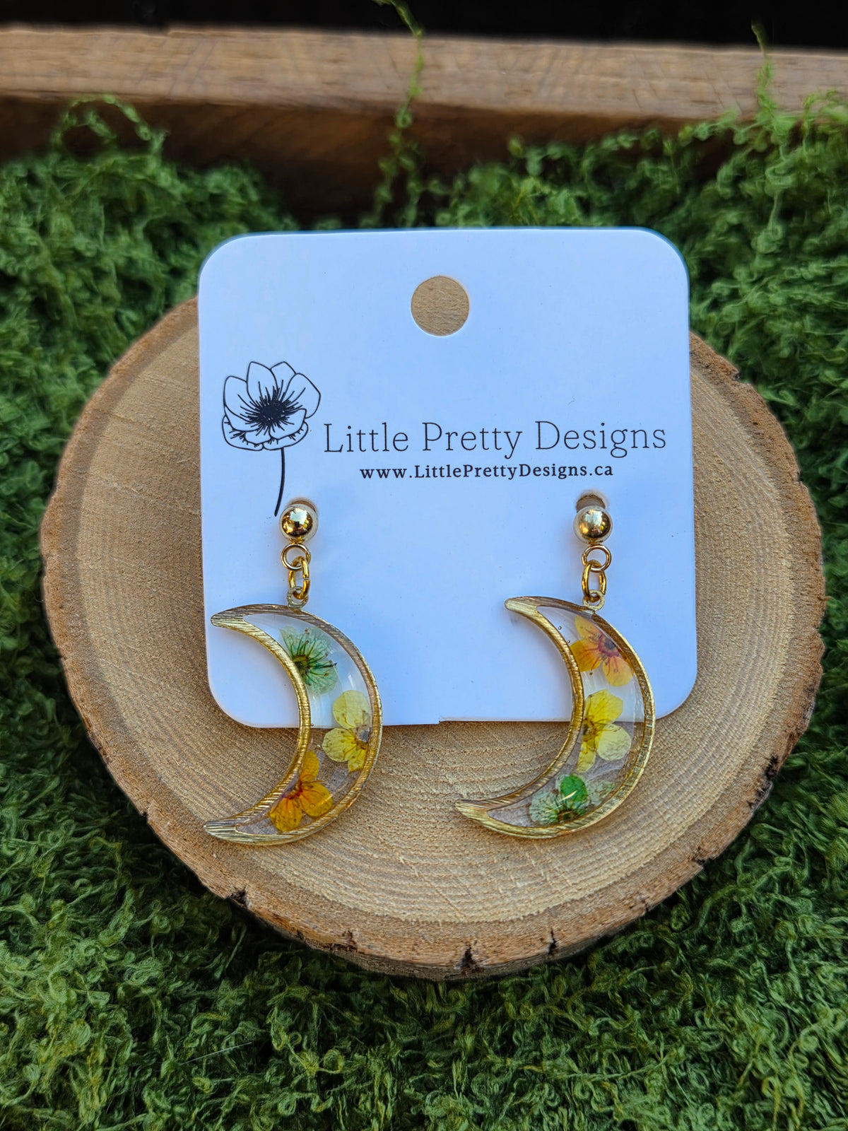 Dainty Floral Drop Earrings