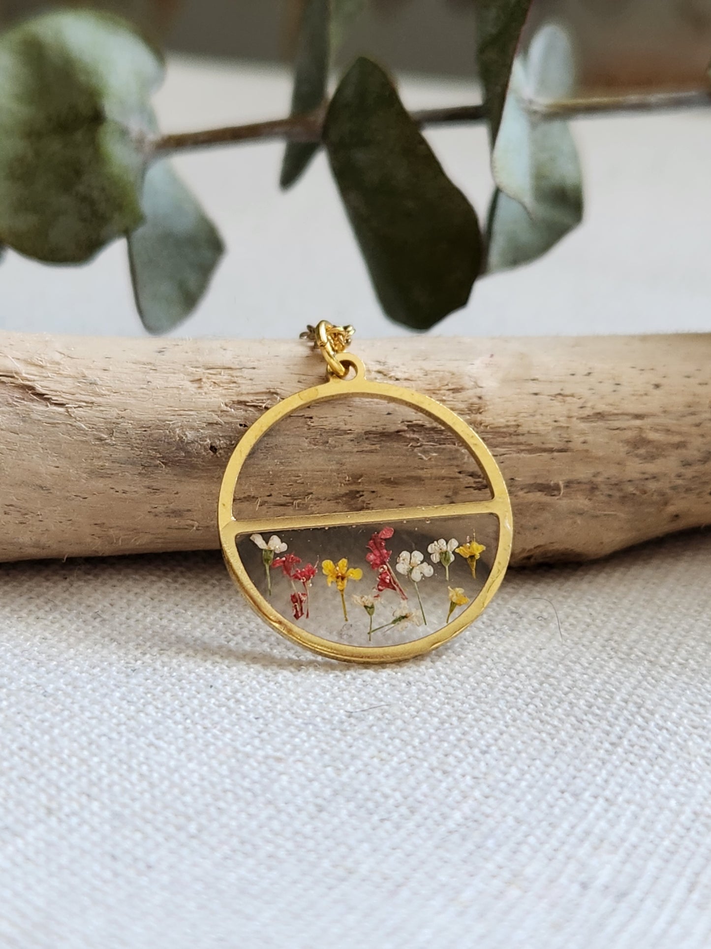 Dainty Floral Necklace