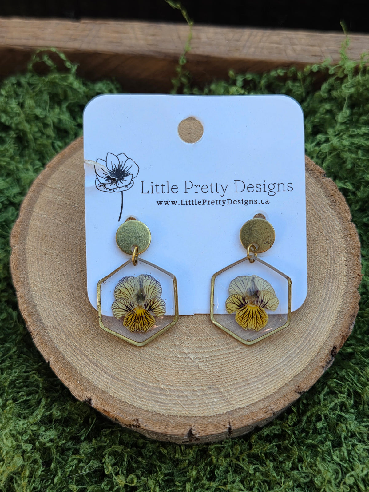 Dainty Floral Drop Earrings