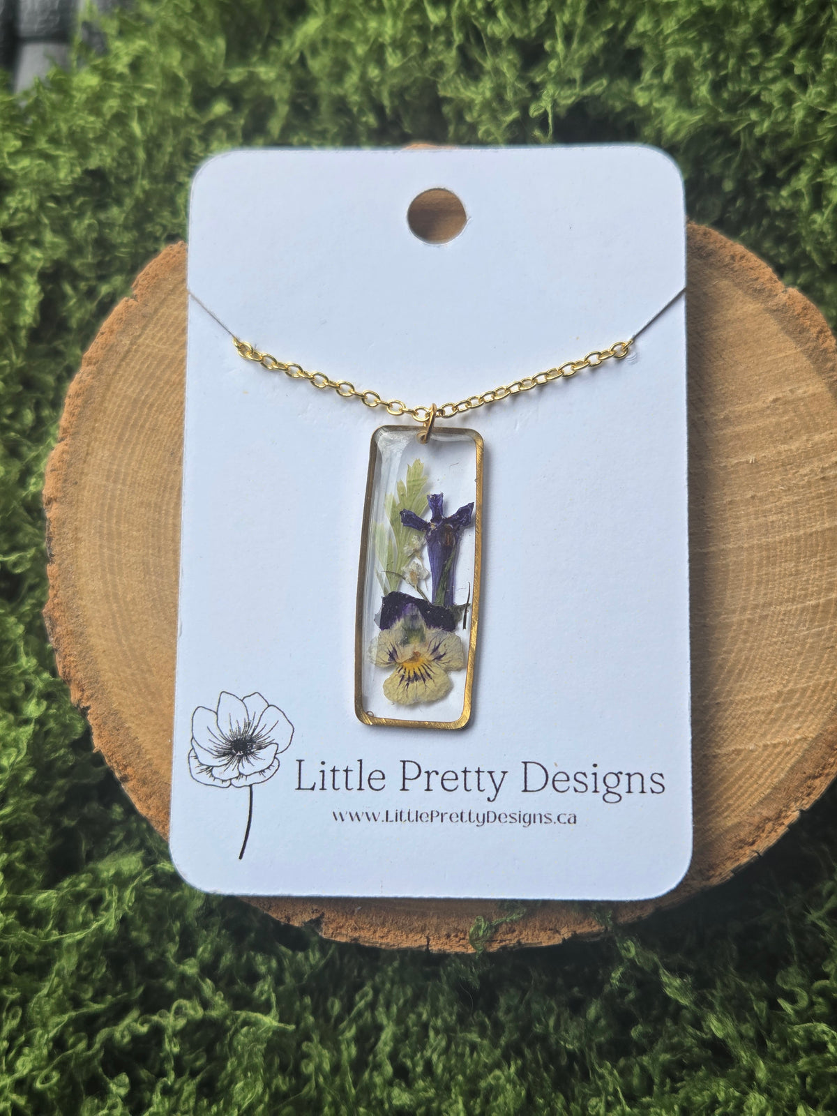 Rectangle Flower Necklace