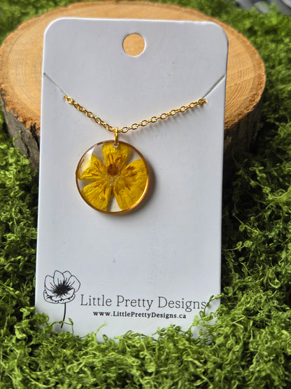 Round Flower Necklace