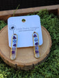 Oval stud earrings