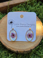 Oval stud earrings