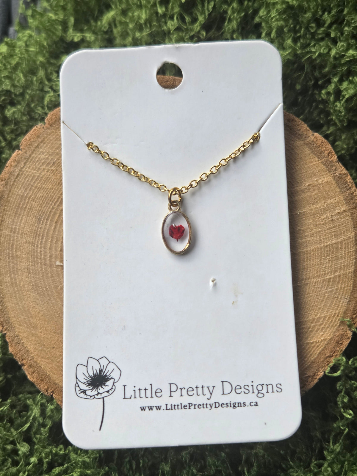 Tiny petal necklace