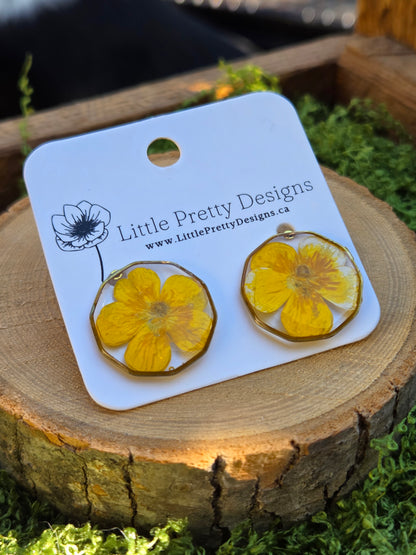 buttercup stud earrings