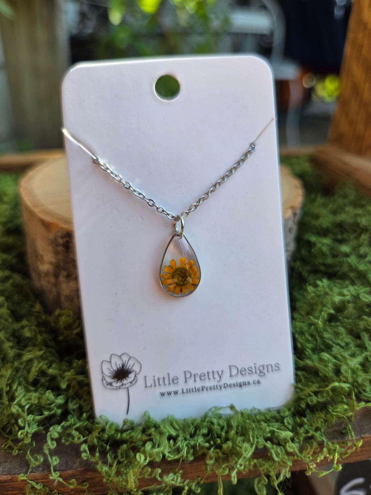 Silver teardrop necklace