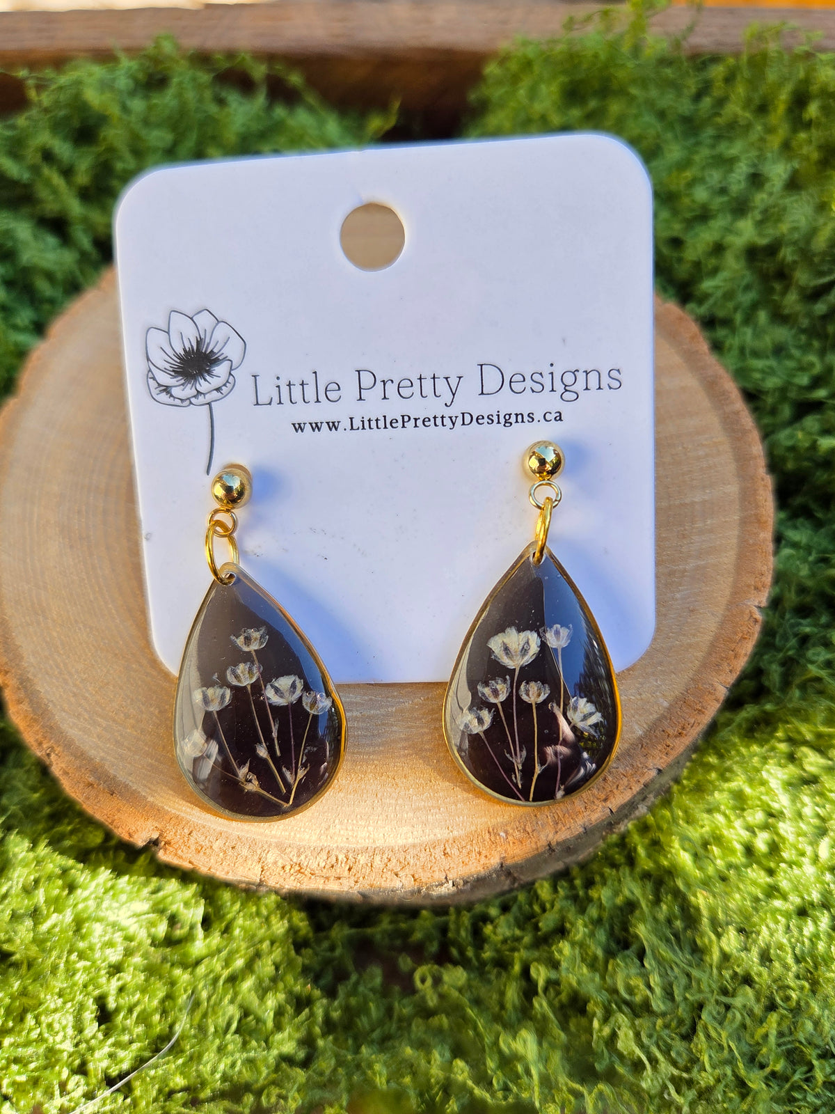 Dainty Floral Drop Earrings