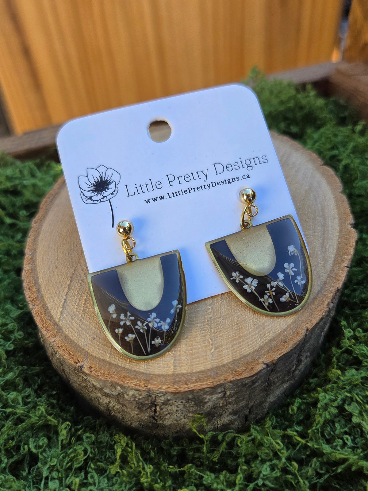 Dainty Floral Drop Earrings
