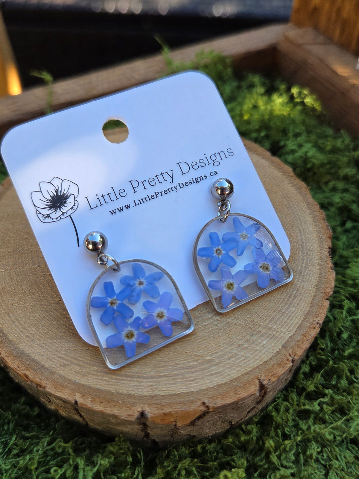 Dainty Floral Drop Earrings