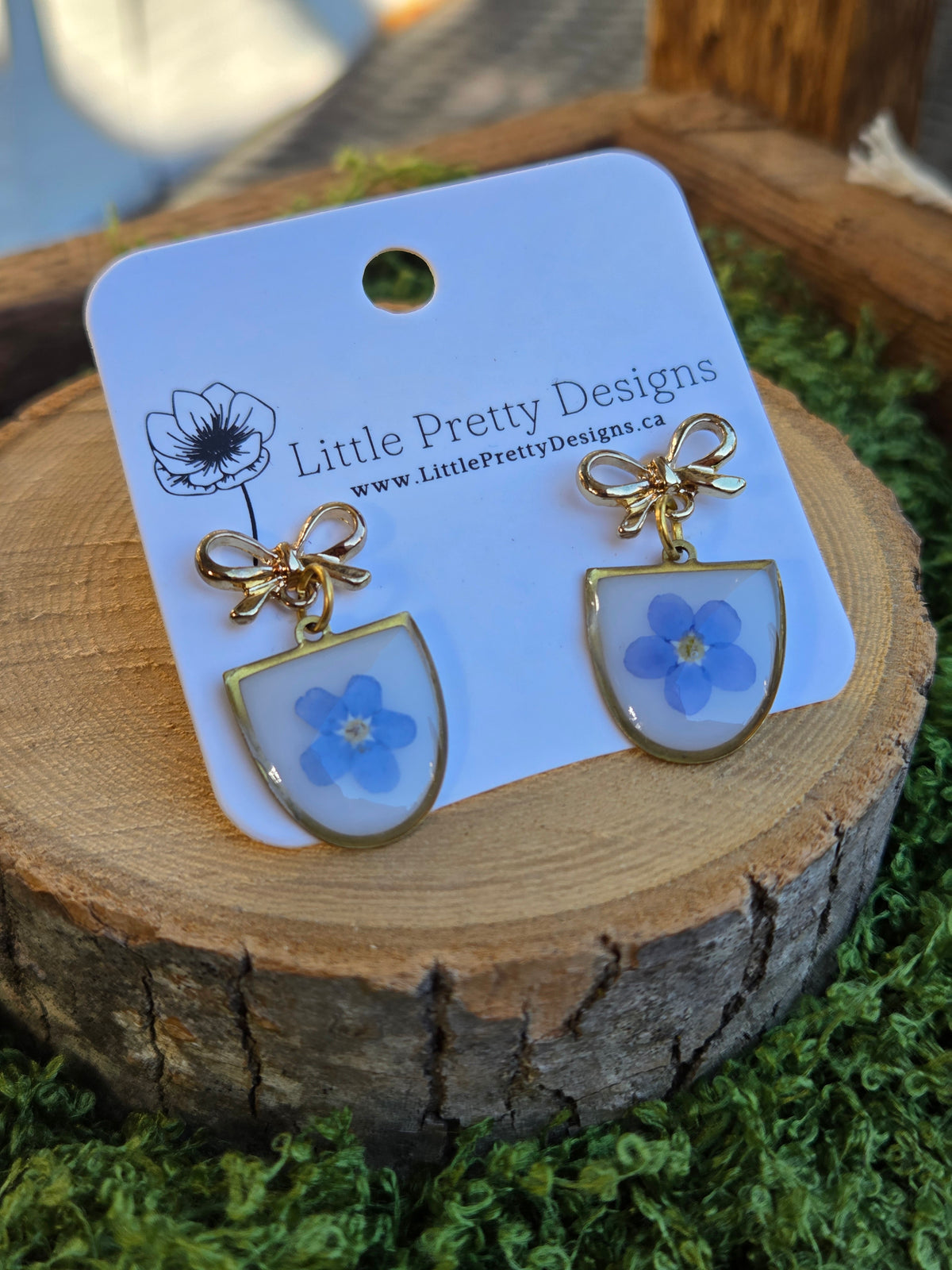 Dainty Floral Drop Earrings