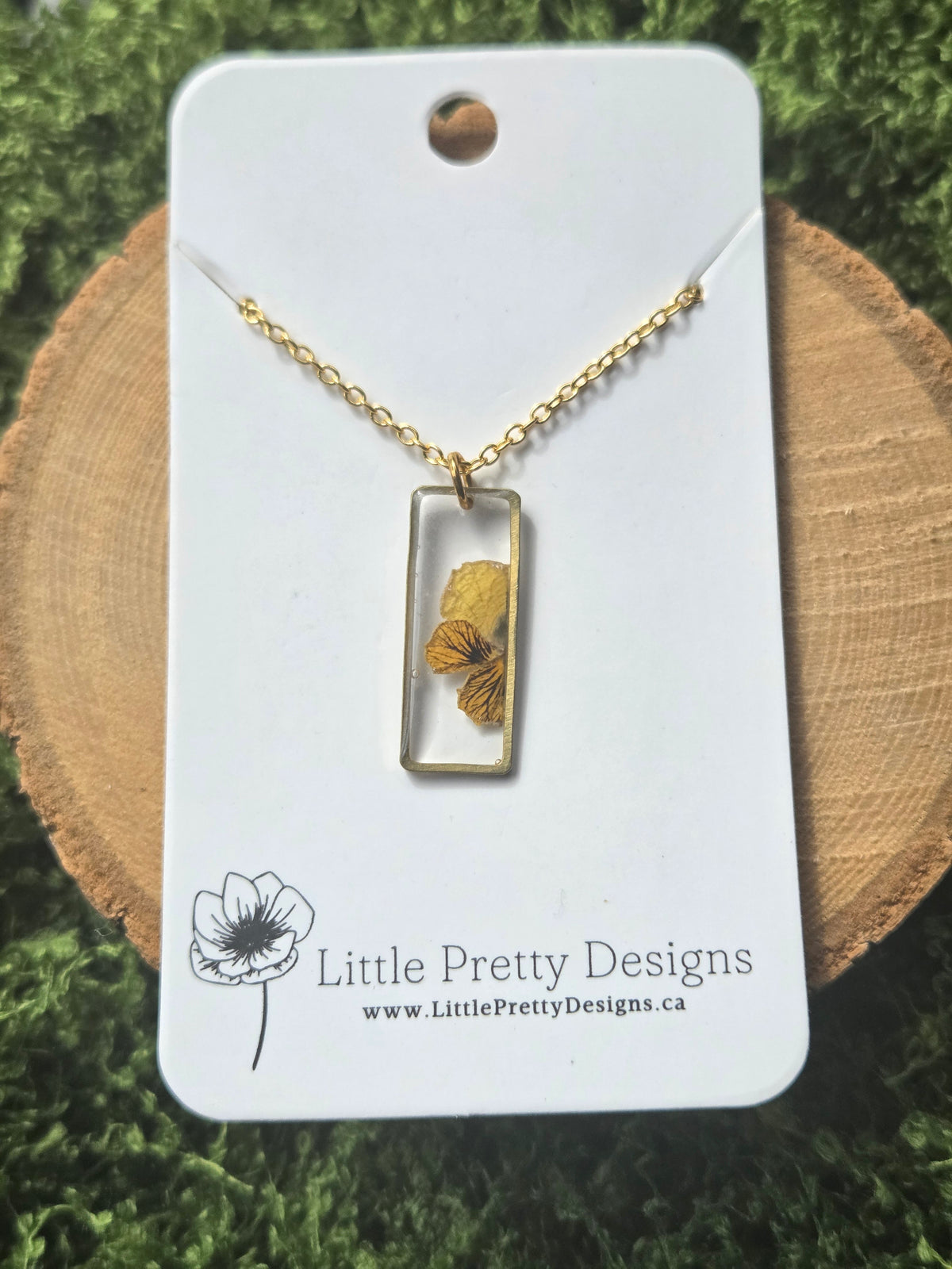 Rectangle Flower Necklace