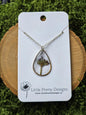 Teardrop flower necklace