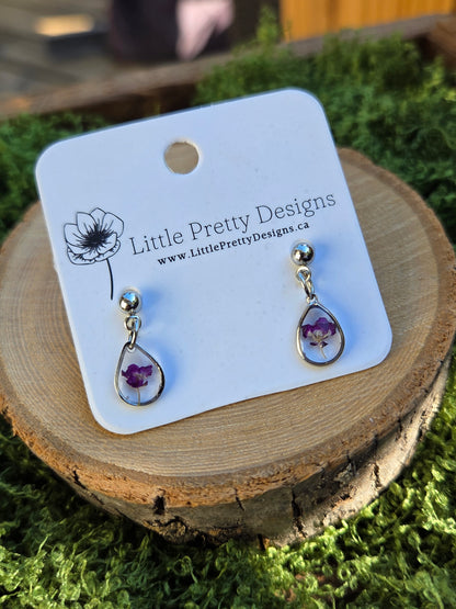 Dainty Floral Drop Earrings