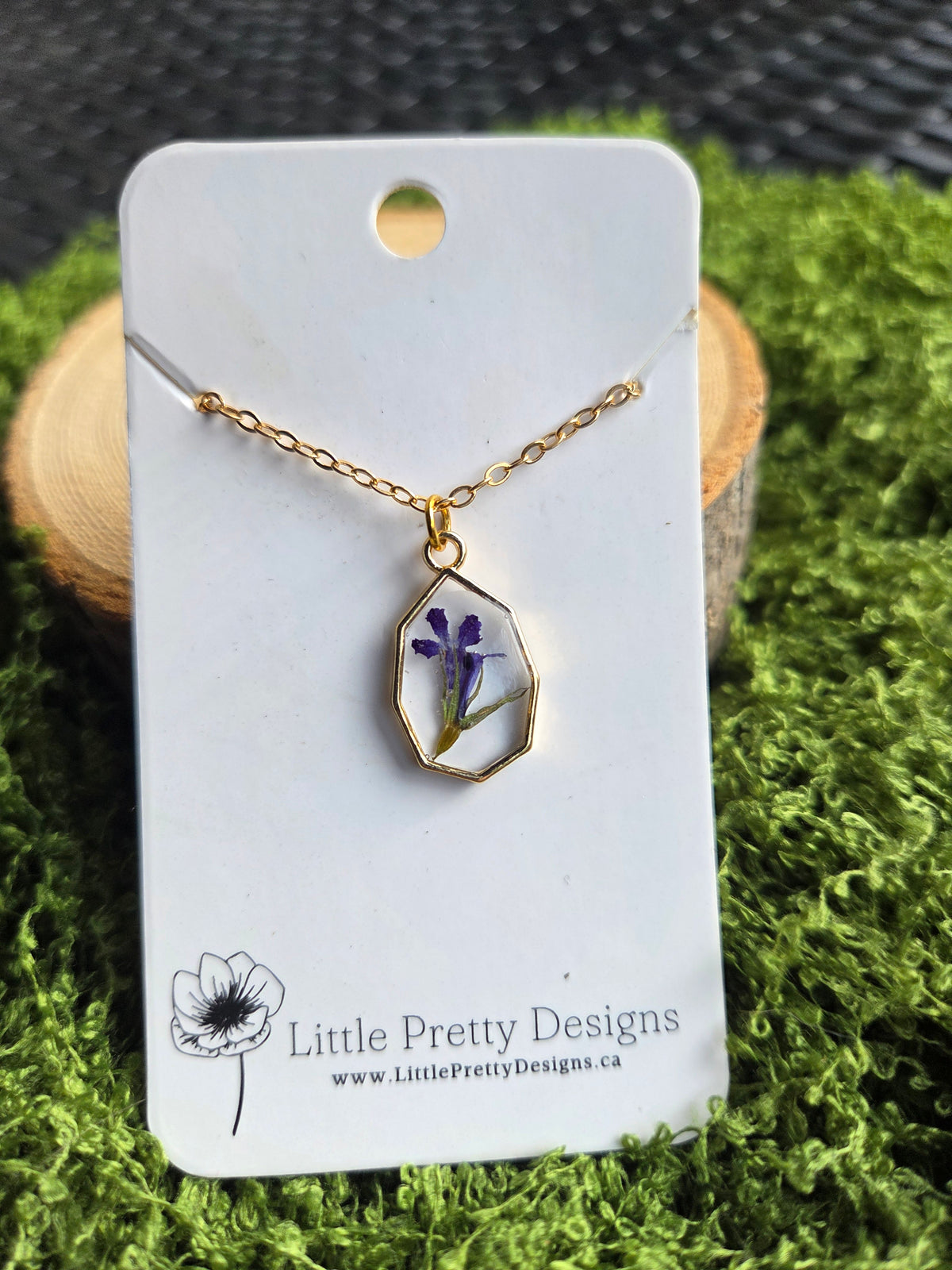Lobelia flower necklace