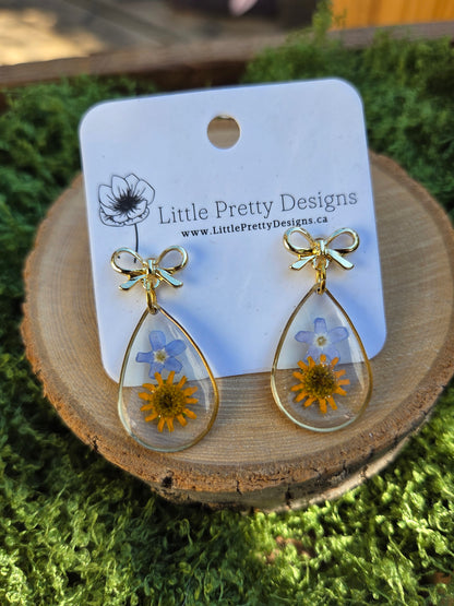 Dainty Floral Drop Earrings