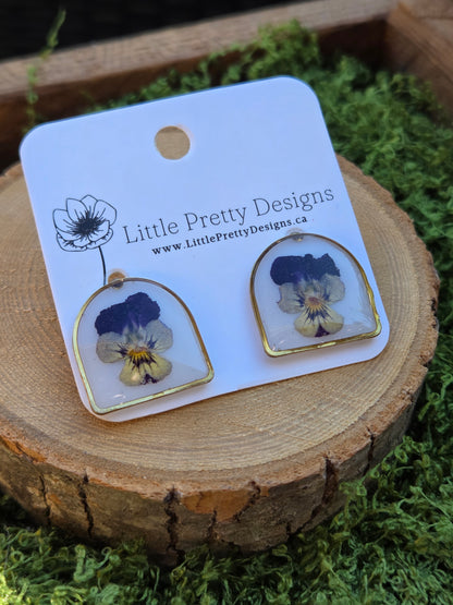Arch Floral Stud Earrings
