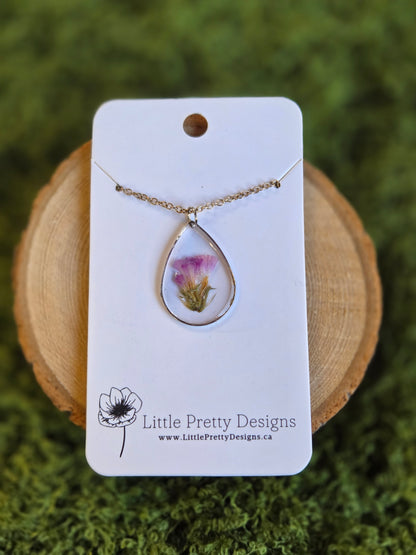 Teardrop flower necklace
