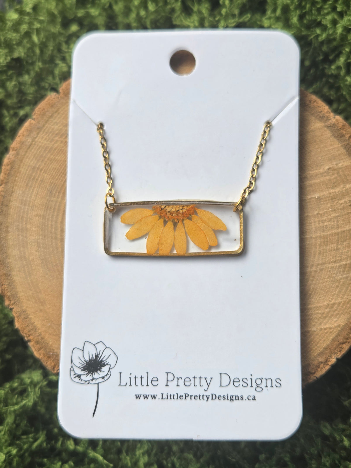 Rectangle Flower Necklace