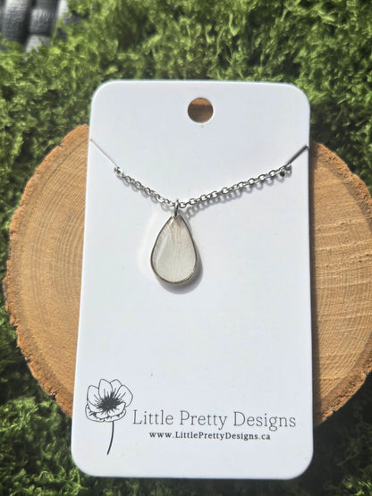 Teardrop Flower Necklace