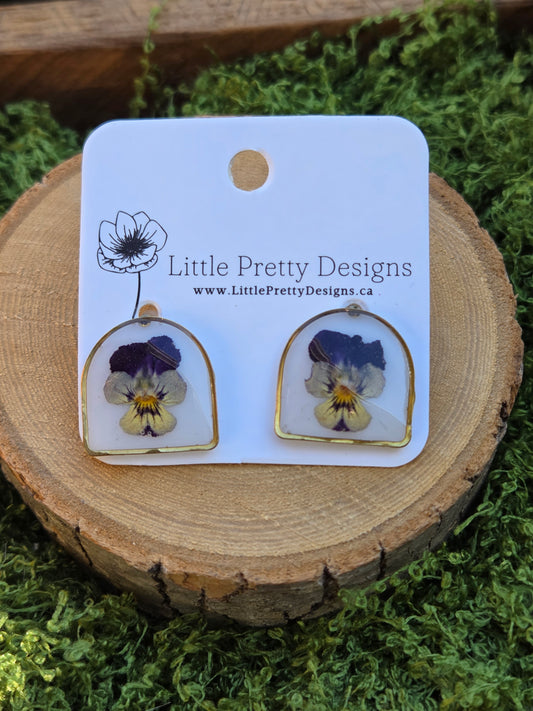 Arch Floral Stud Earrings