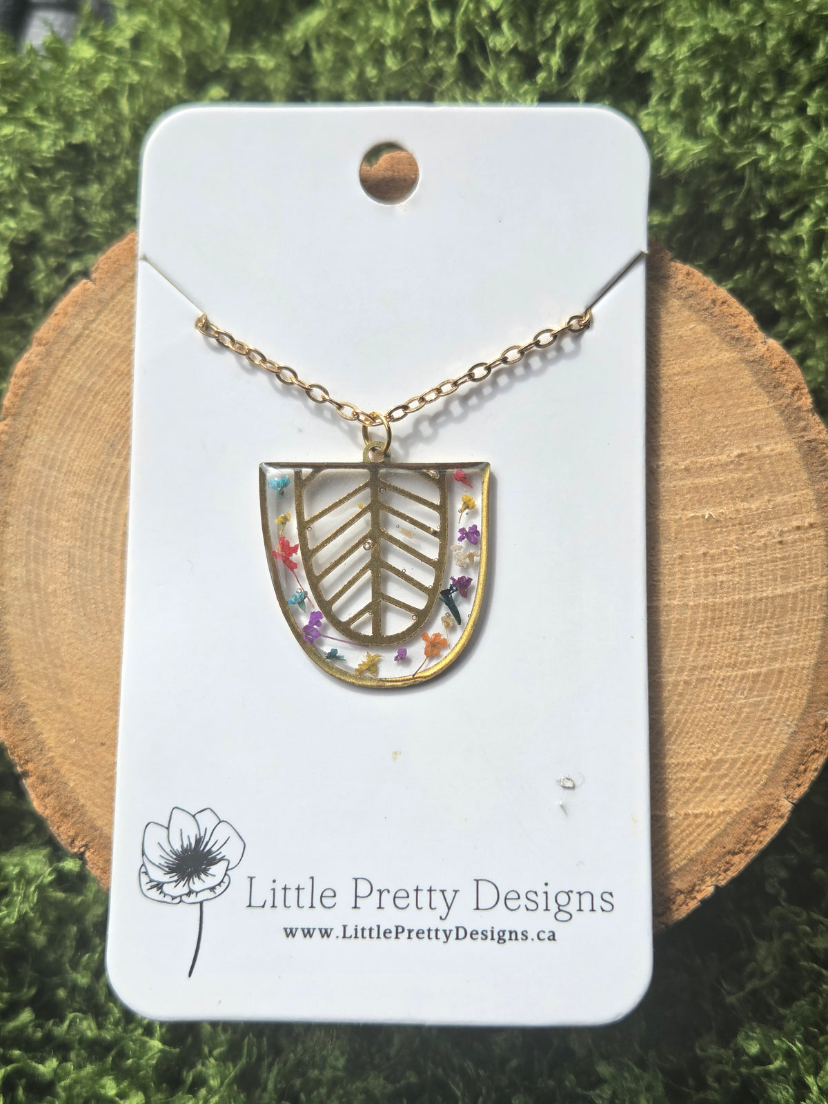 Dainty flower petal necklace