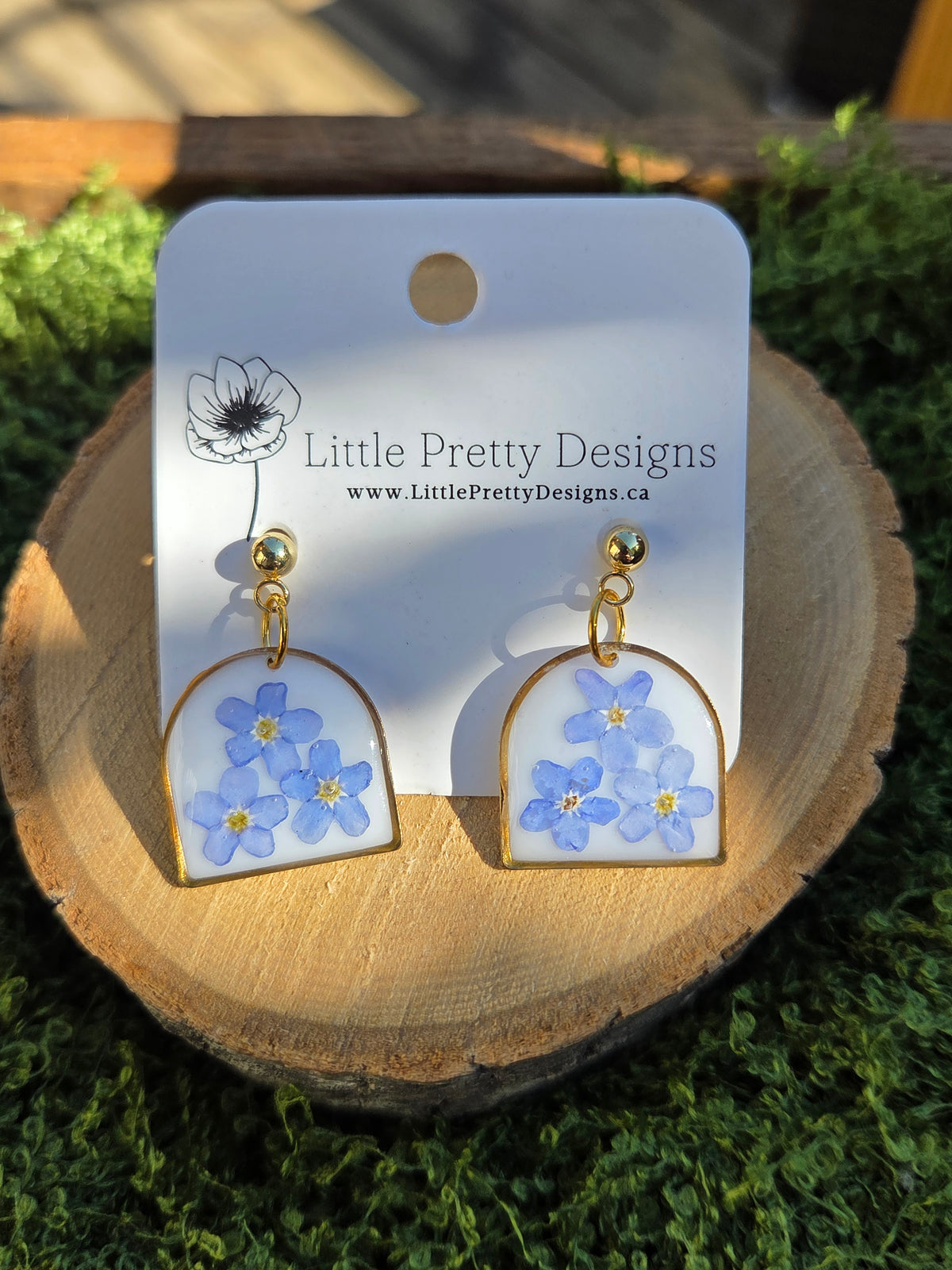 Dainty Floral Drop Earrings