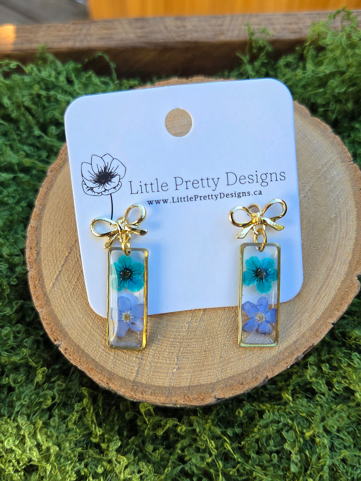 Dainty Floral Drop Earrings