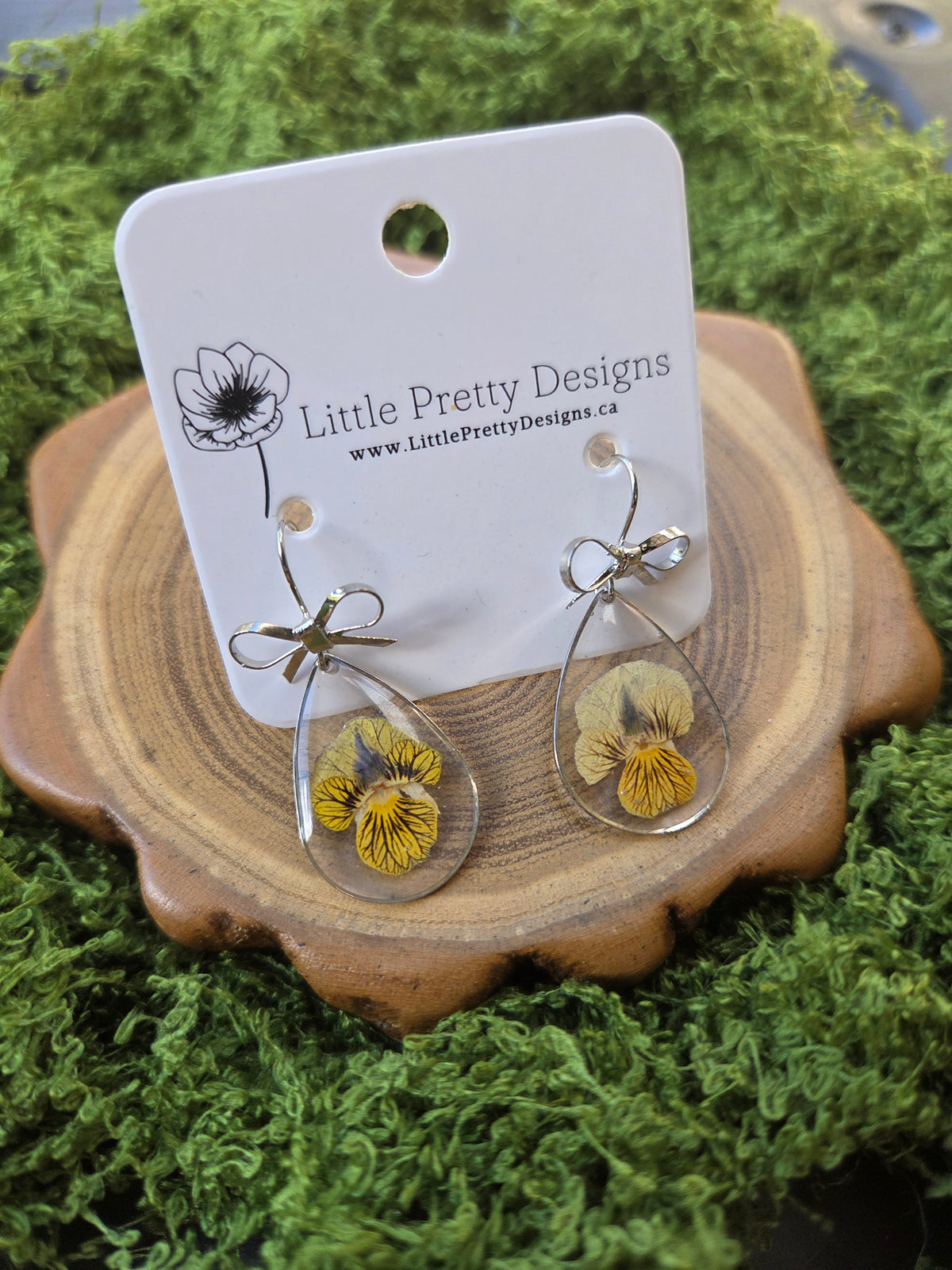 Silver pansy earrings