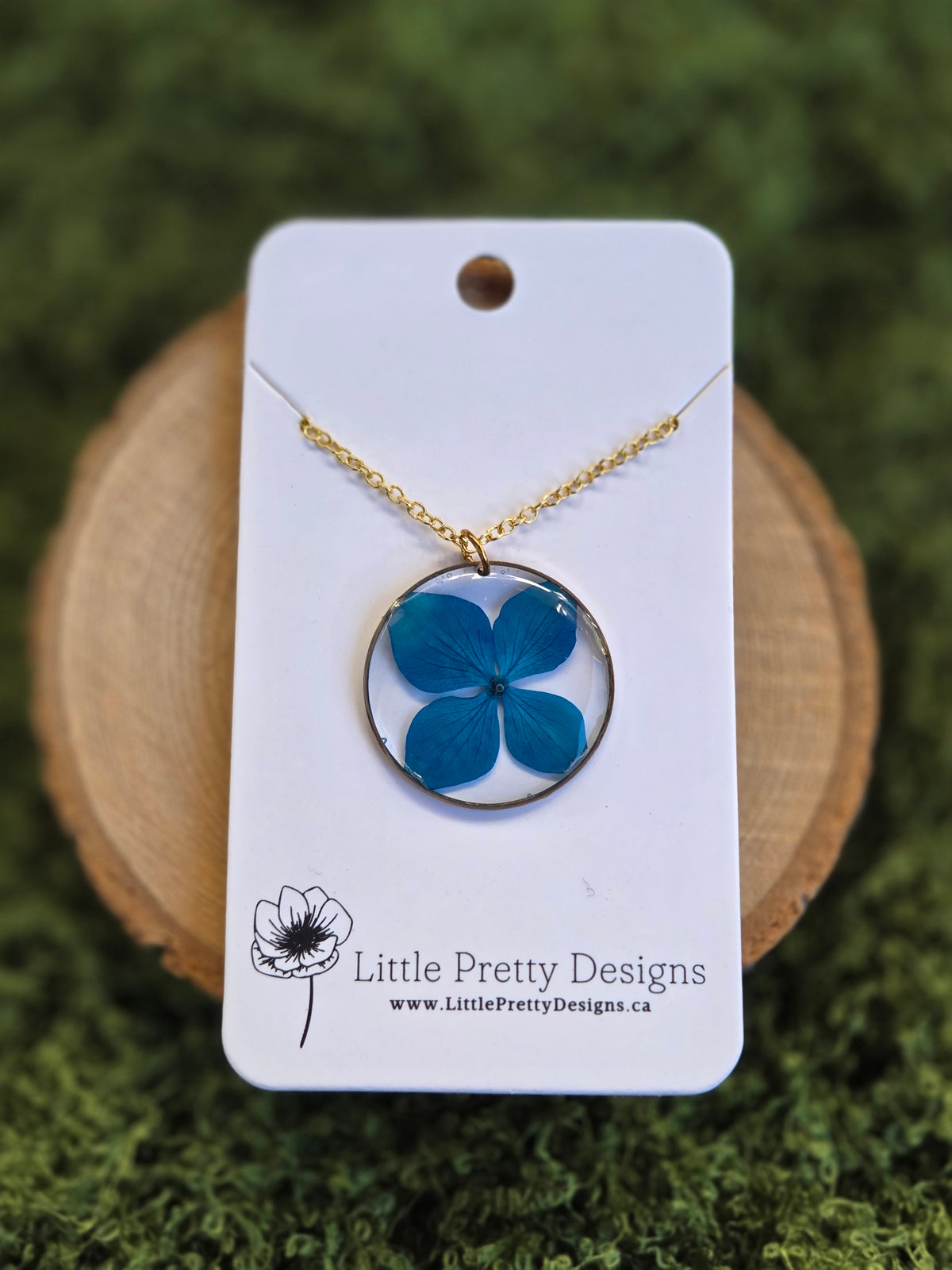 Round Flower Necklace