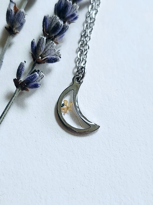 Dainty Moon Floral Necklace