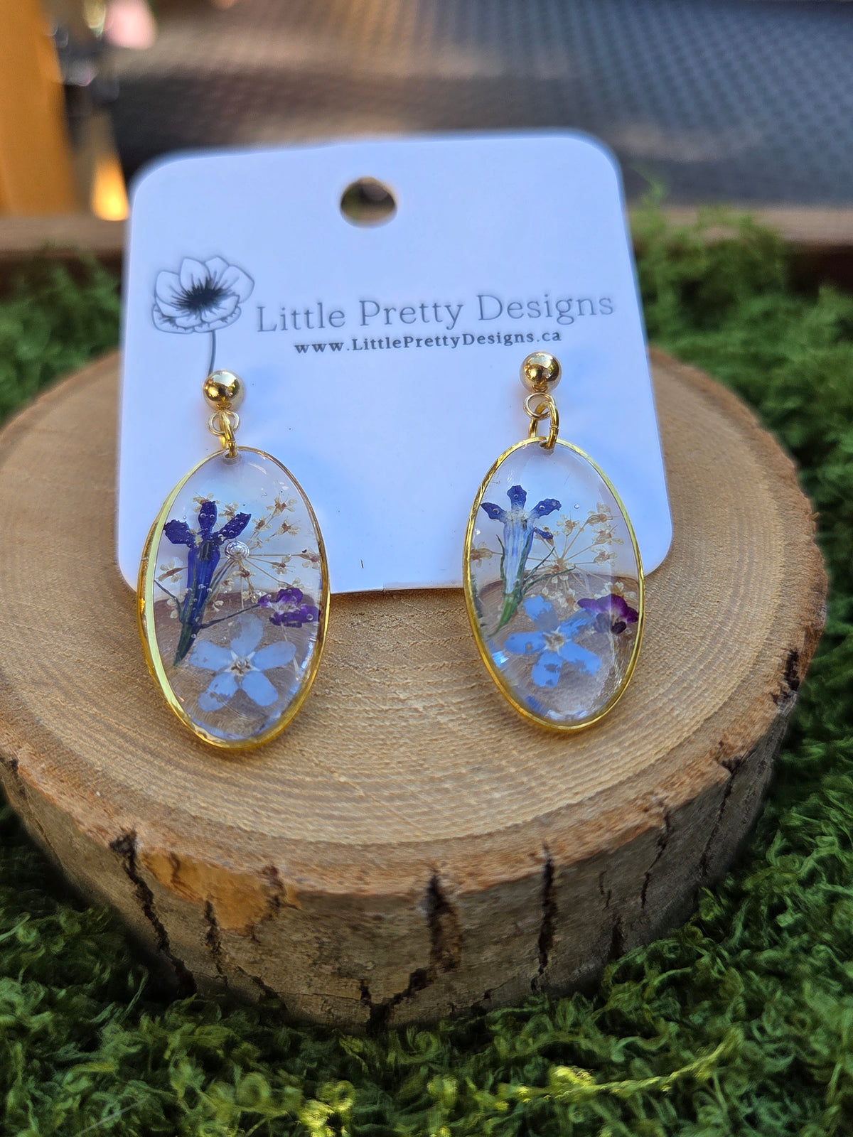 Dainty Floral Drop Earrings