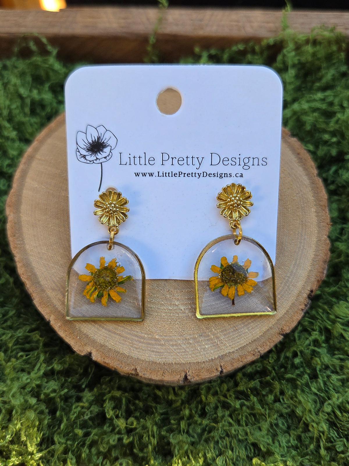 Dainty Floral Drop Earrings