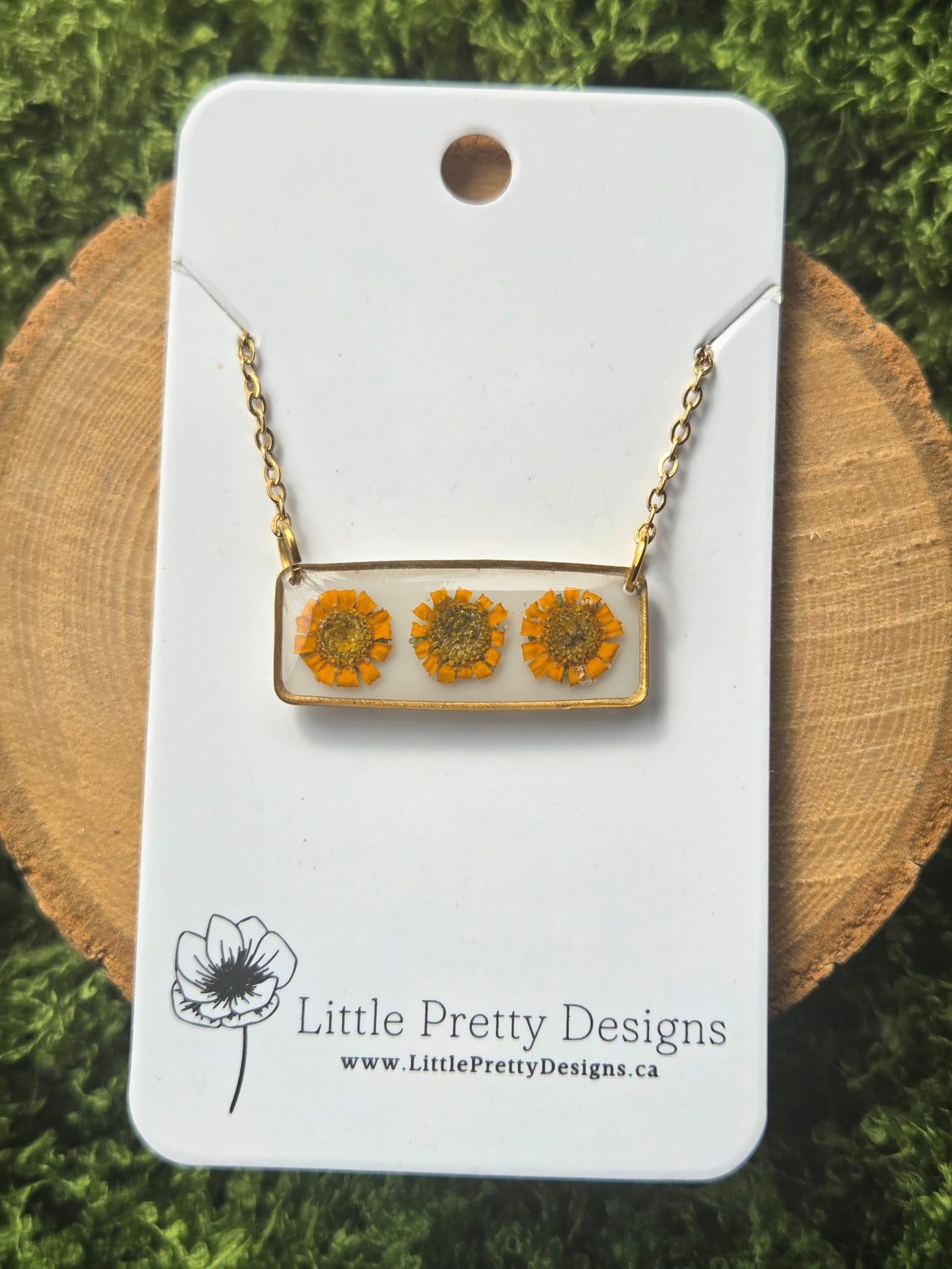 Rectangle Flower Necklace