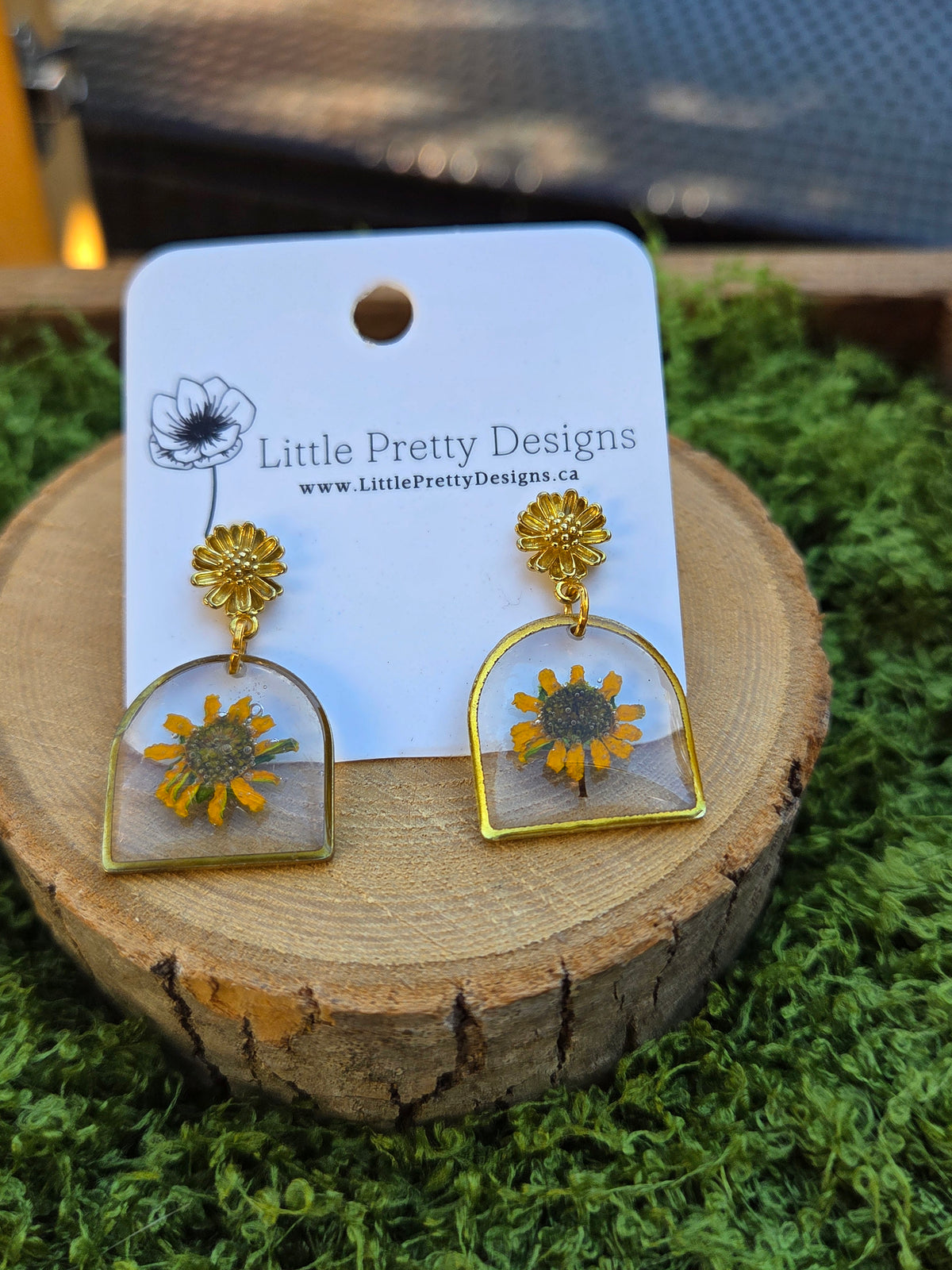 Dainty Floral Drop Earrings
