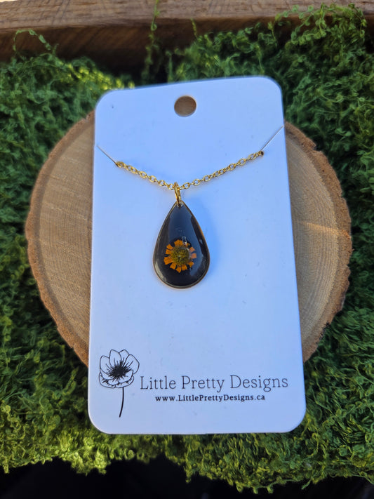 Teardrop Flower Necklace