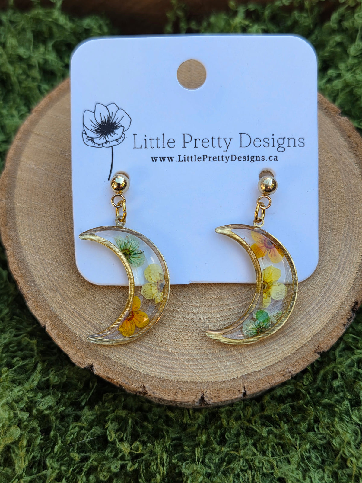 Dainty Floral Drop Earrings
