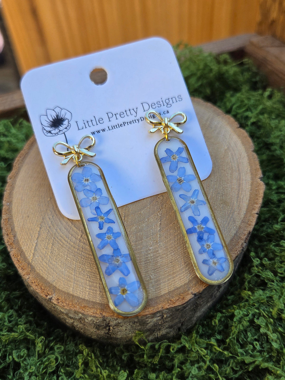 Dainty Floral Drop Earrings