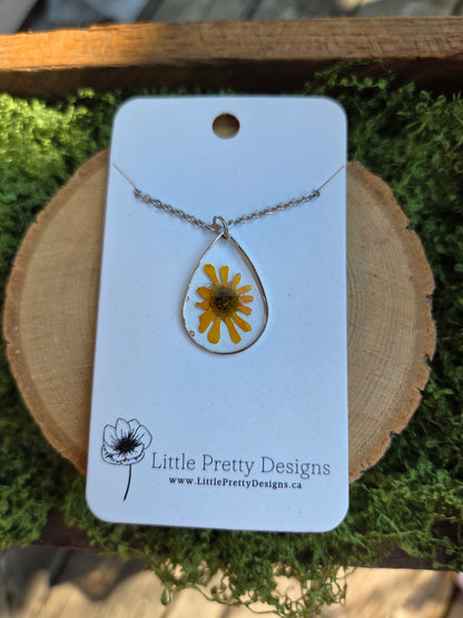 Silver teardrop necklace