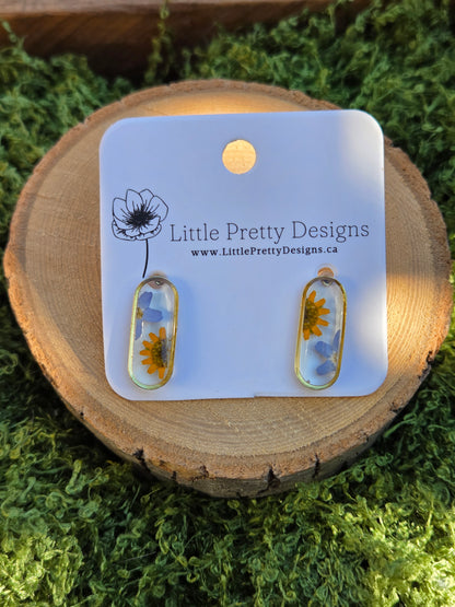 Dainty oval stud earrings