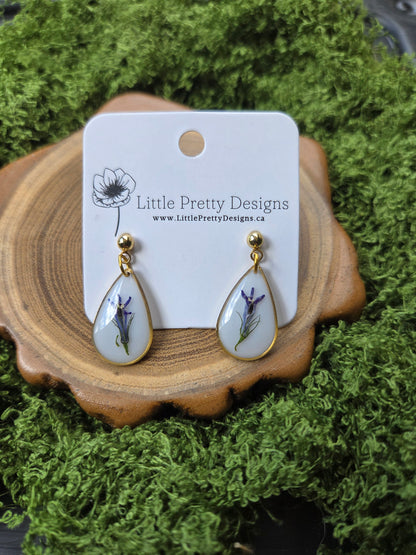 Lobelia teardrop earrings
