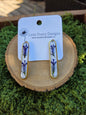 Oval stud earrings