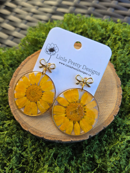 Dainty Floral Drop Earrings
