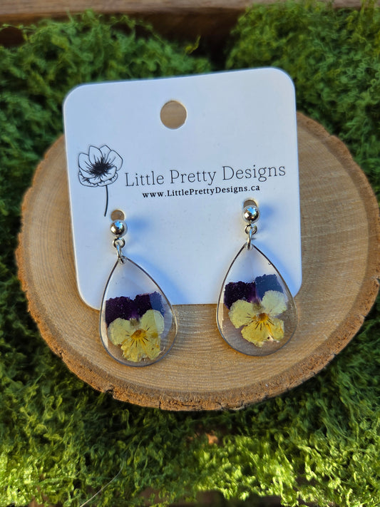 Dainty Floral Drop Earrings