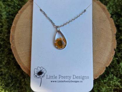 Silver teardrop necklace
