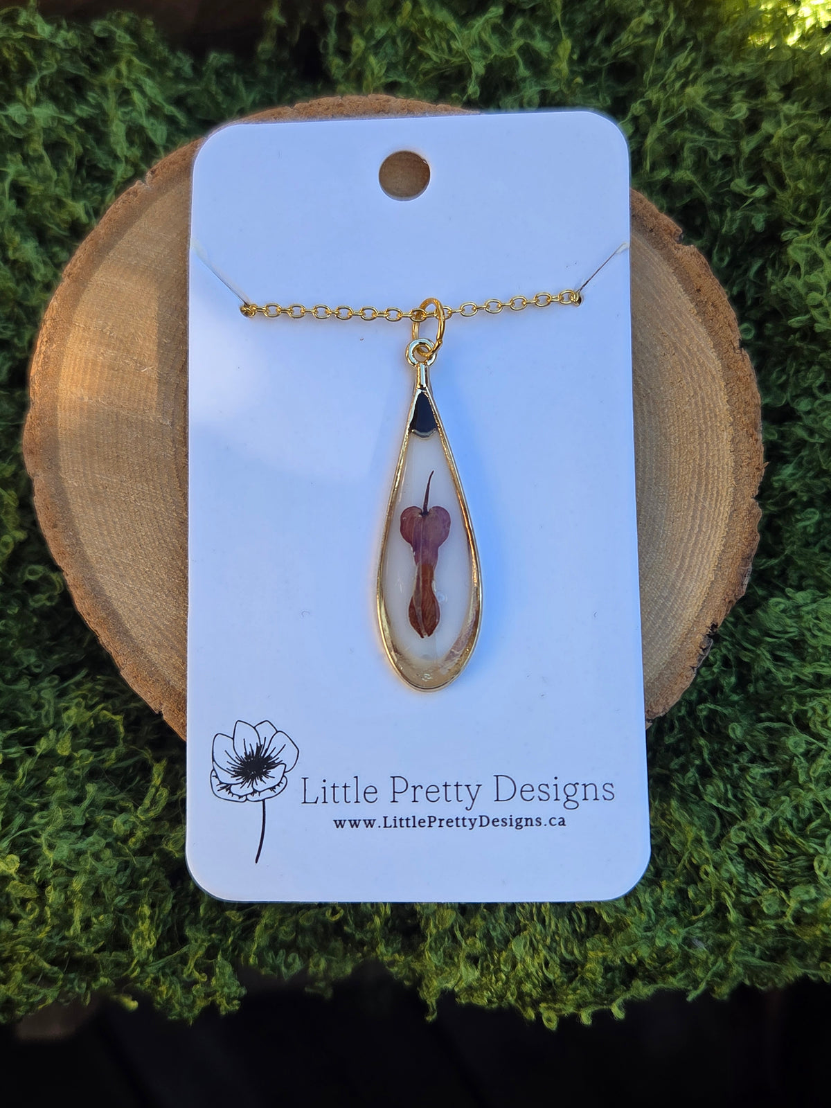Teardrop Flower Necklace