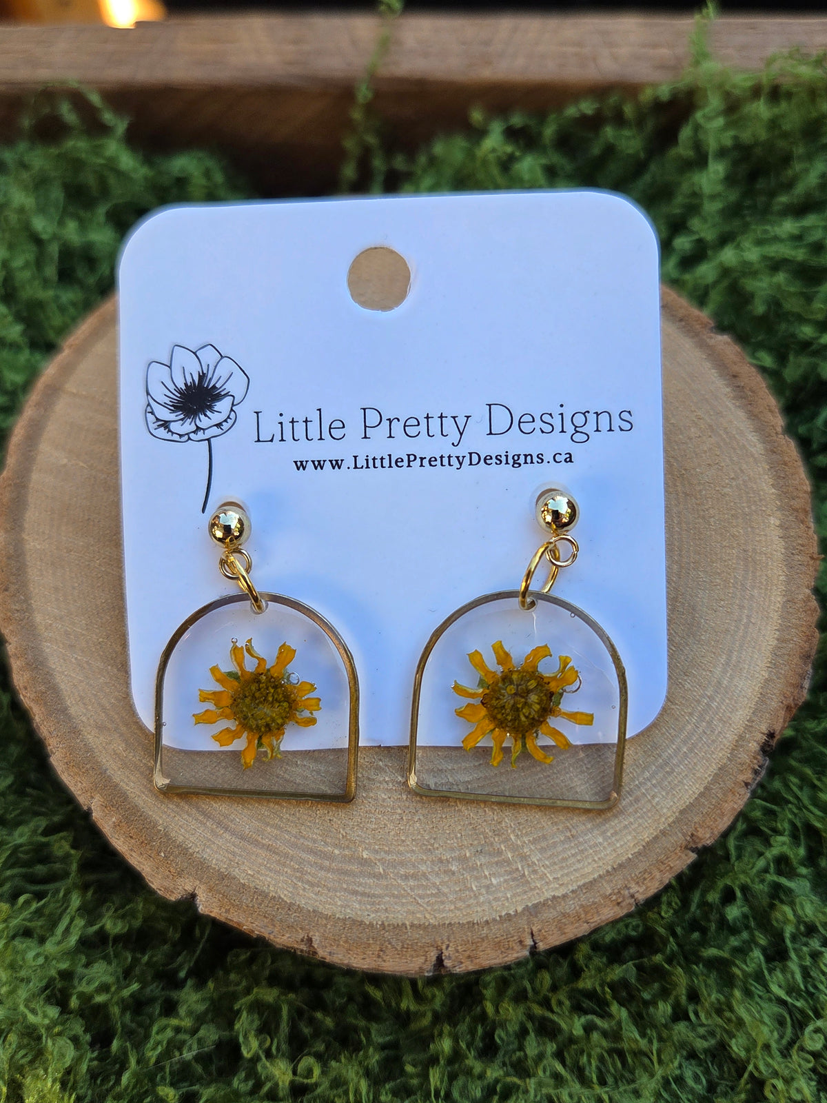 Dainty Floral Drop Earrings